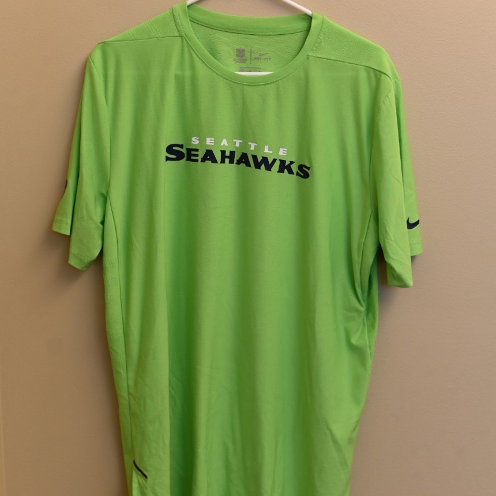 Nike seahawks shirt
